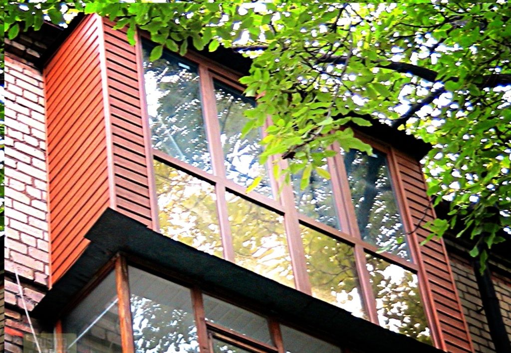 Облицовка балкона снаружи